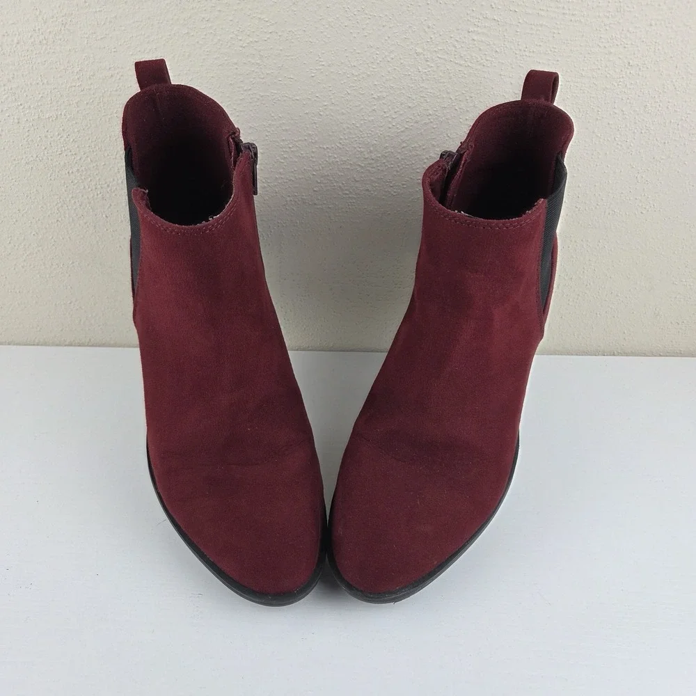 So Kohls Memory Foam Burgundy Zipper Stretch Slip On‎ Ankle Boot 7 1/2 Med